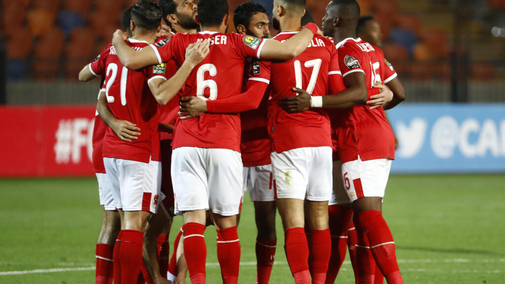 الأهلي يغلق ملف احتراف لاعبيه