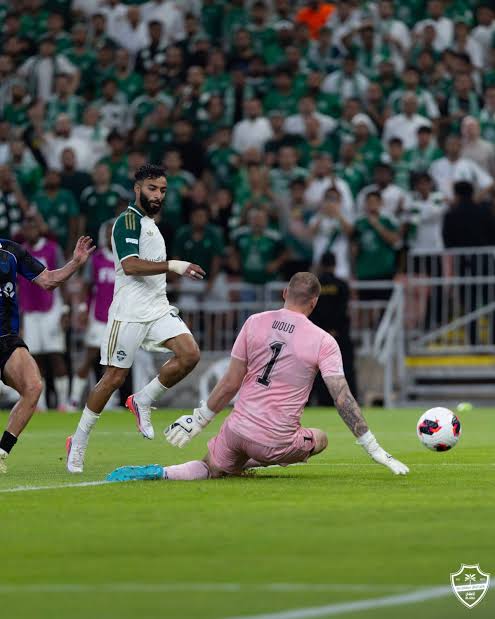 الهلال ضد الأهلي