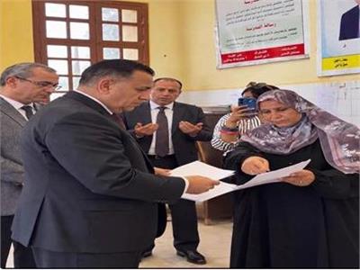 مديرة المدرسة صالحة أبو الفضل